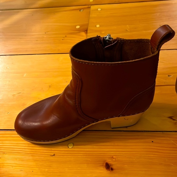 Swedish Hasbeens “Zip it Emy” Ankle Boot Clog in Cognac size 8 - Picture 3 of 9